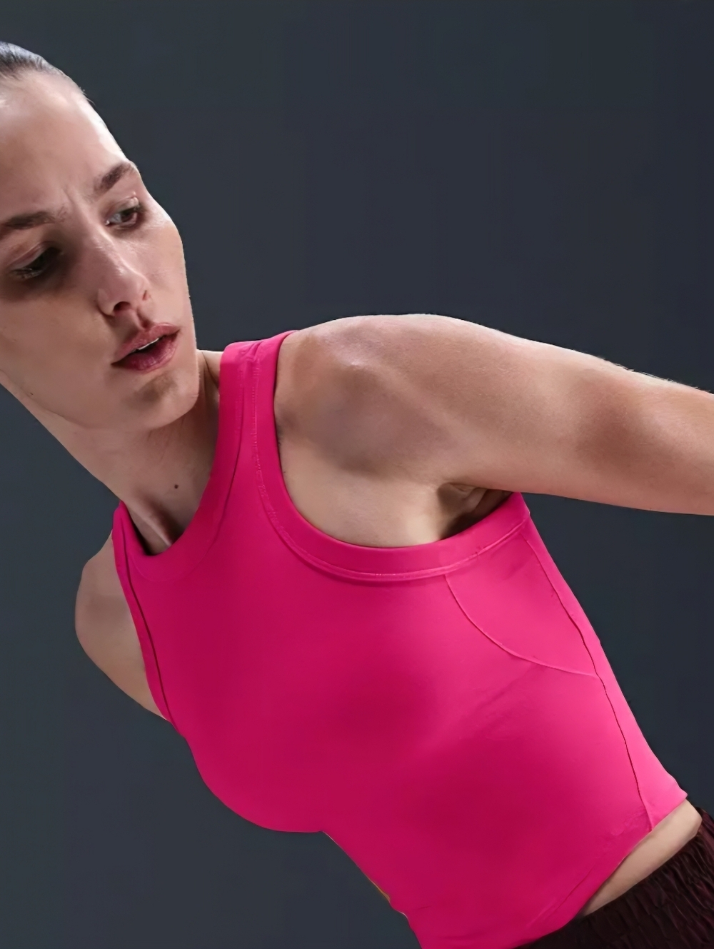 Nike One Fitted Dri-Fit Cropped Tank Top In Pink Rush, NWT - Picture 4 of 4